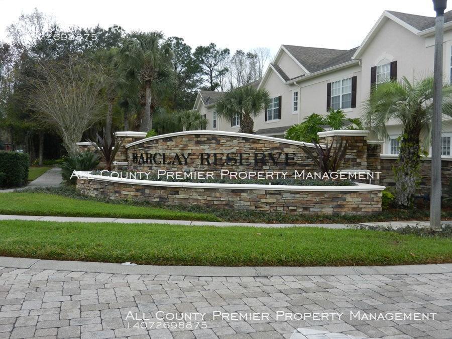 546 Pinebranch Circle - Photo 2 of 12