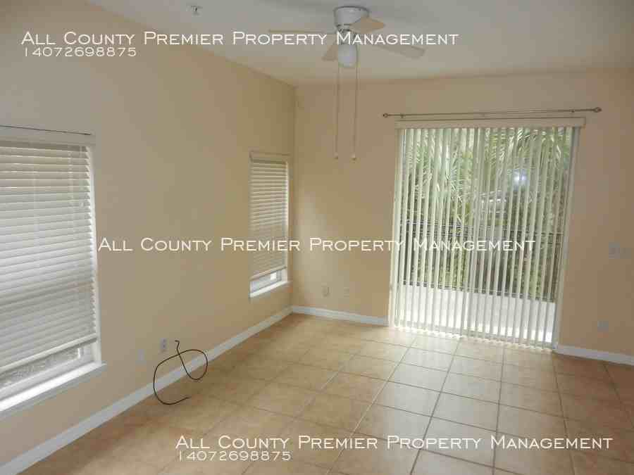 546 Pinebranch Circle - Photo 3 of 12