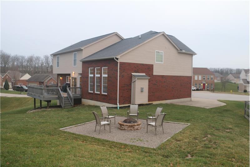 301 Wexford Dr. - Photo 3 of 50