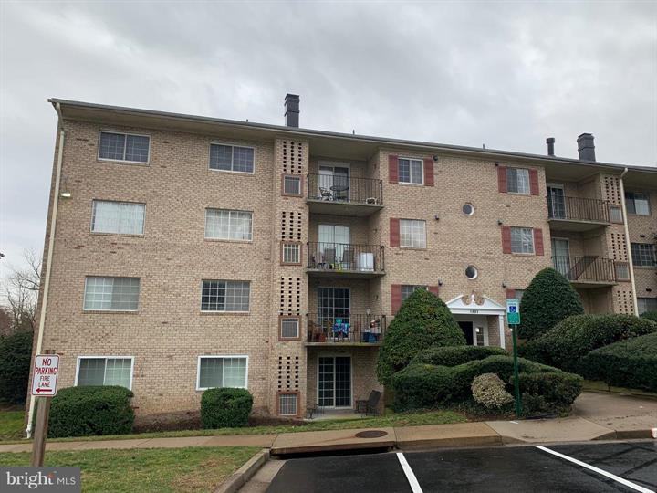 1521 Colonial Drive #T2