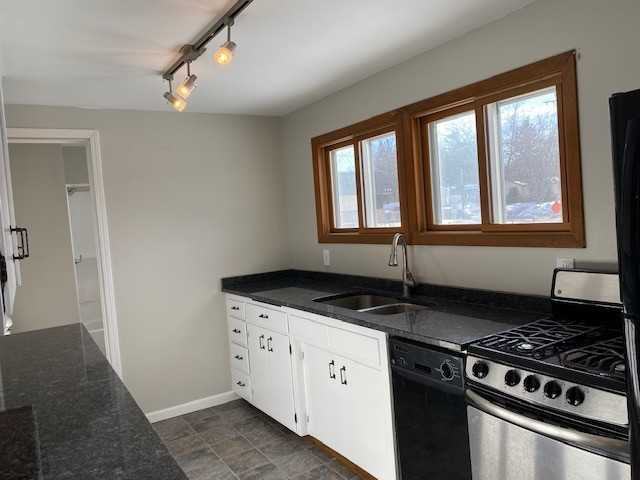 119 Forest Ave - Photo 2 of 7