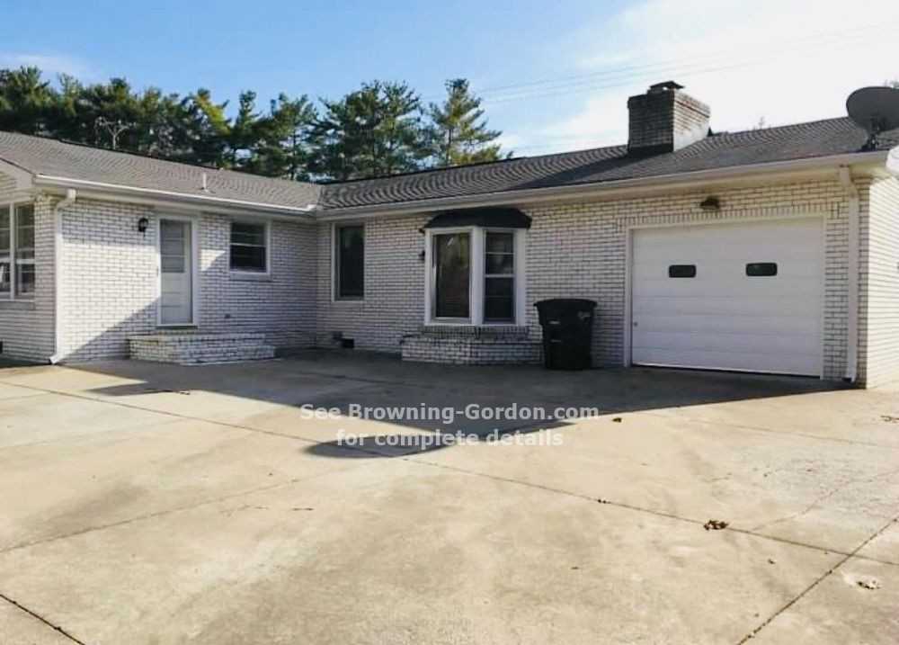 7408 Stacy Drive - Photo 2 of 8