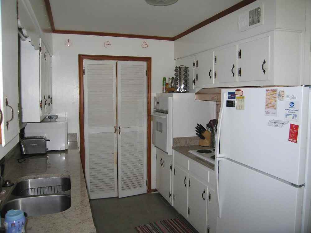 5055 Howard Place - Photo 2 of 10