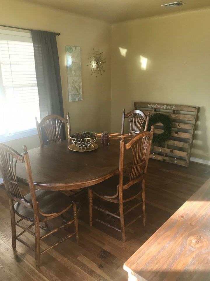 2314 29th St - Photo 3 of 10