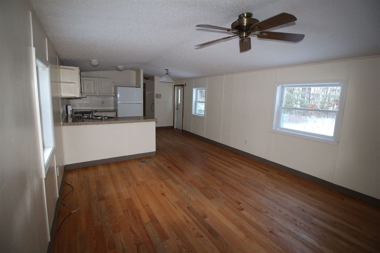 9 Charleston Avenue - Photo 2 of 14