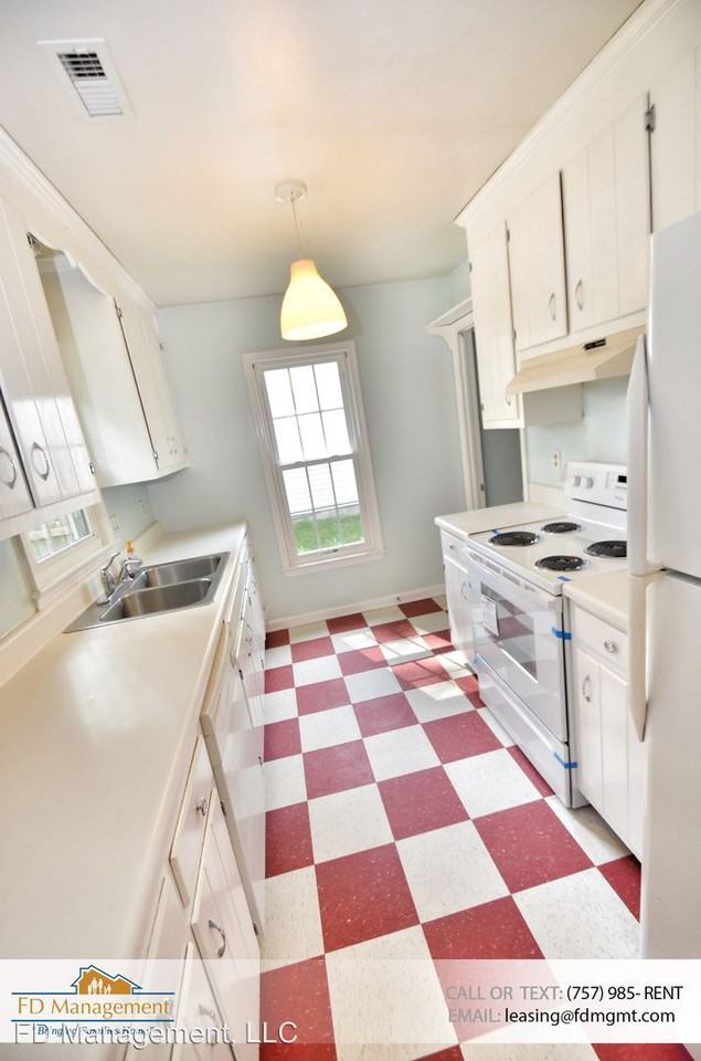 32 Mellon St - Photo 2 of 9