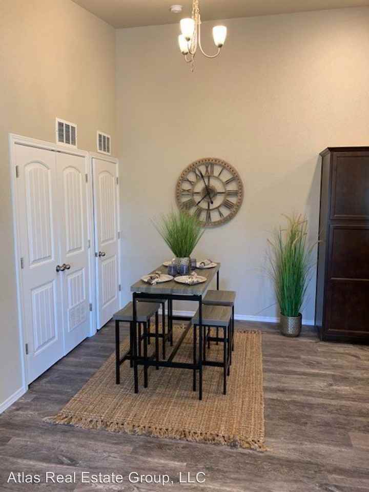 1578,1592,1606,1620 Monterey Road & 1745,1751 Flintshire Street - Photo 3 of 12