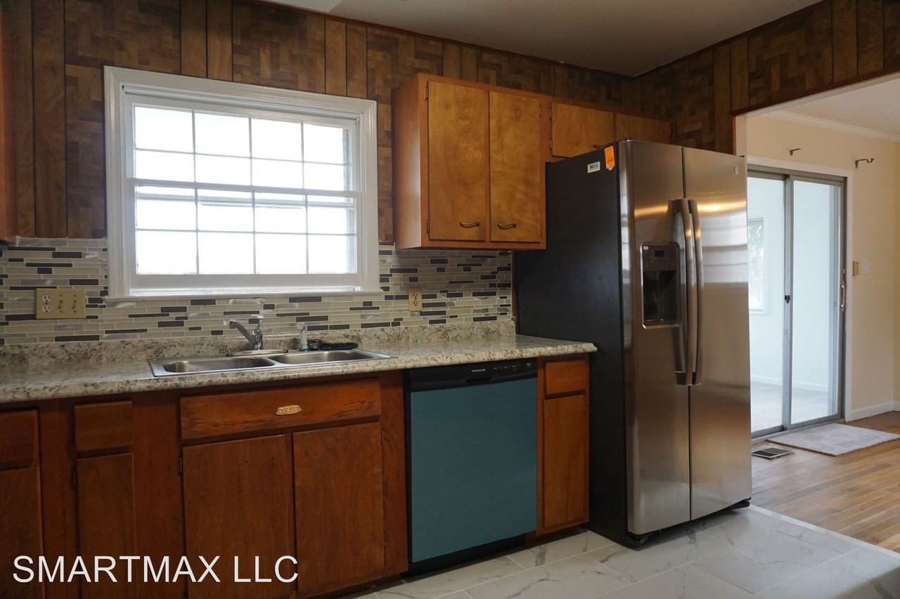 1700 N. Amelia St - Photo 3 of 22