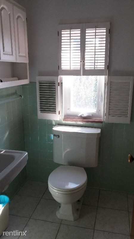 6318 Glenview Pl. - Photo 3 of 12