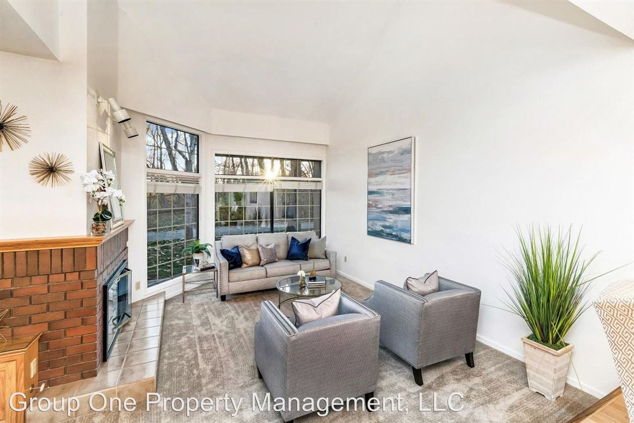 1171 E. Kimberley Lane - Photo 3 of 33