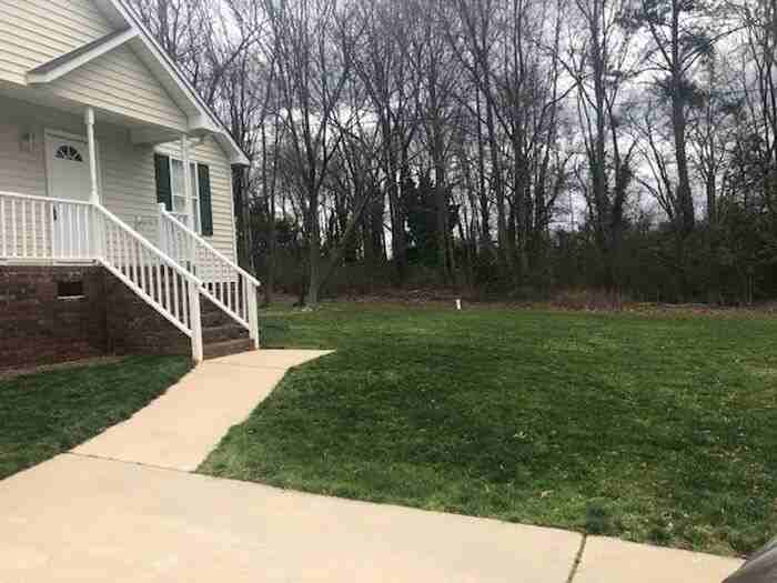 1645 Bernard Avenue - Photo 2 of 20