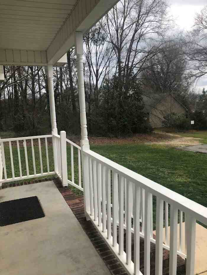 1645 Bernard Avenue - Photo 3 of 20