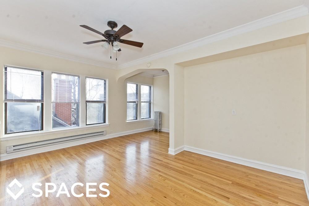 4614 N Paulina St - Photo 3 of 27