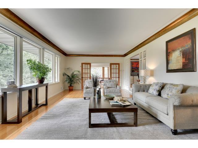 3528 W Calhoun Pkwy - Photo 3 of 18