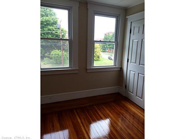 333 Ocean Ave - Photo 3 of 12