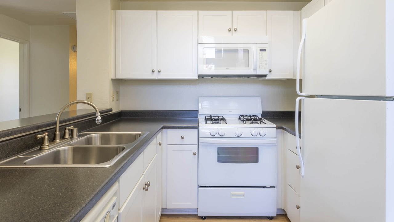 Vista Del Lago - Photo 3 of 19