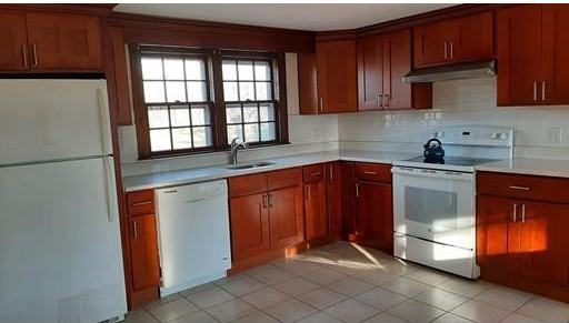 8 Paddock Dr - Photo 3 of 13