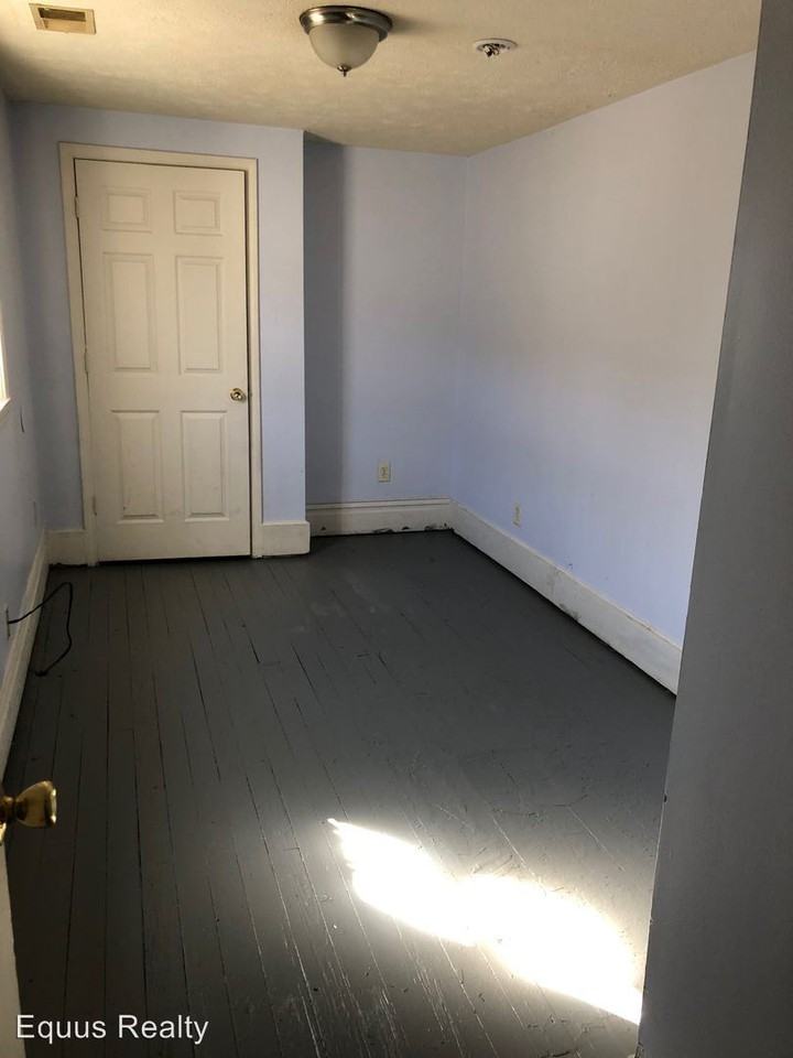 1853 Bank St. - Photo 3 of 6