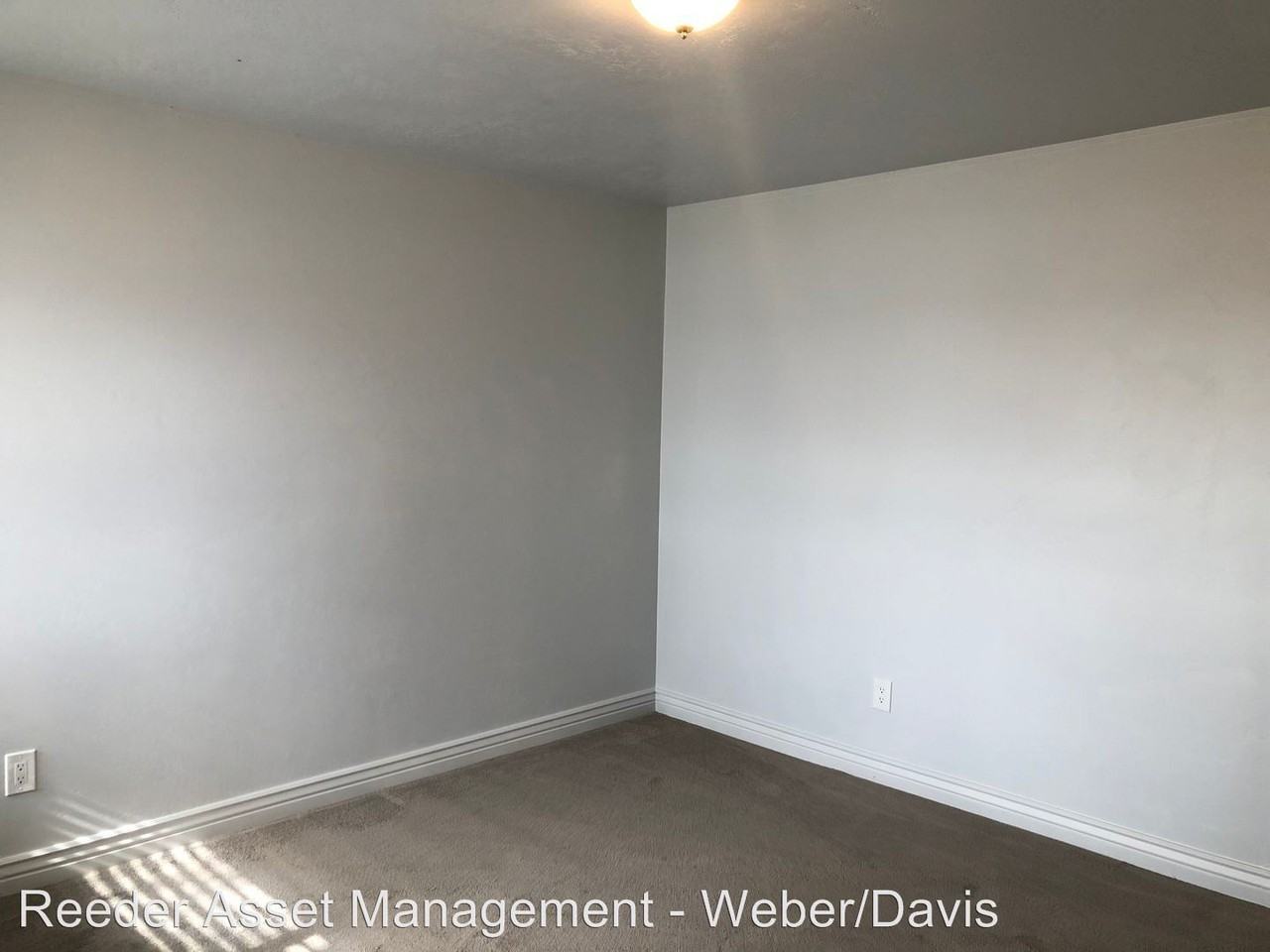 1042 West Farr Avenue - Photo 2 of 9