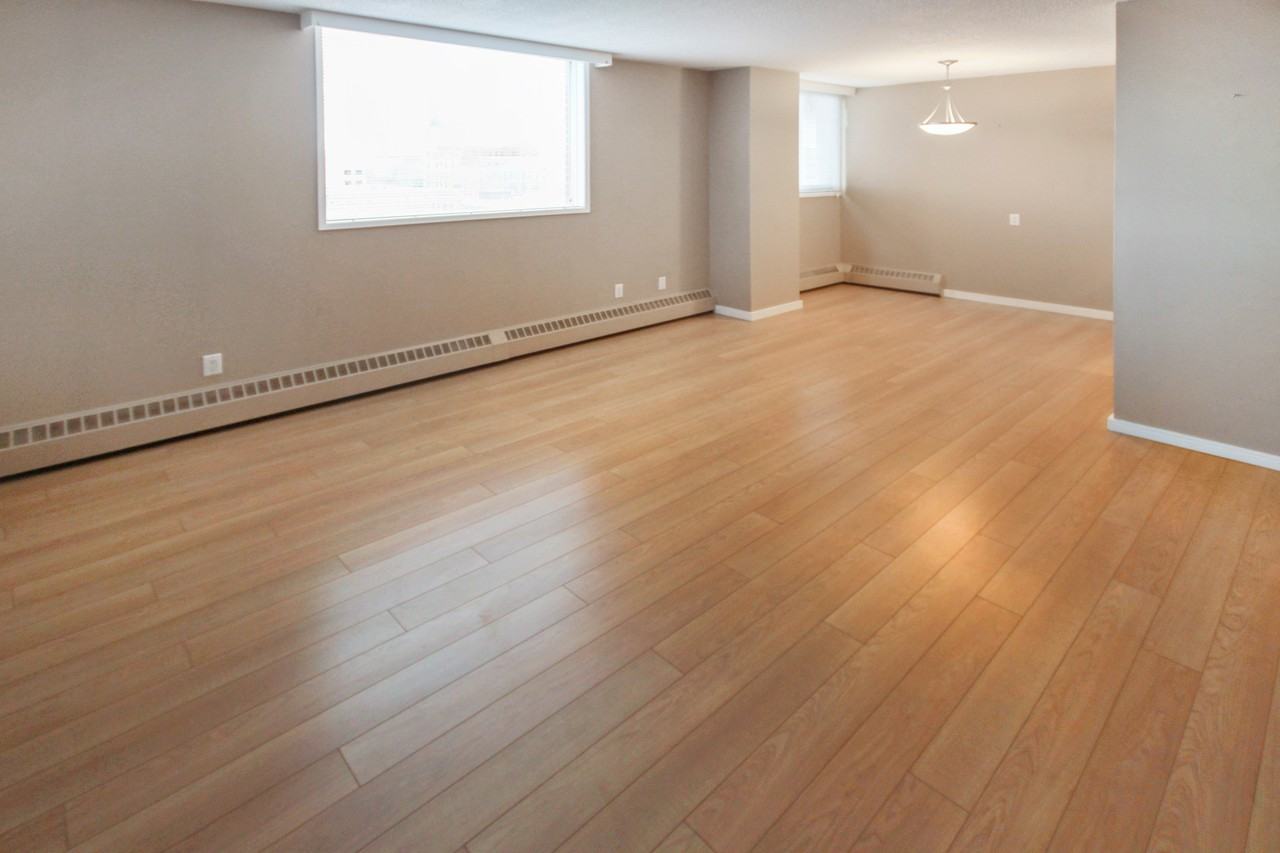 515 Landmark Apts. #515 6th St - Photo 3 of 7