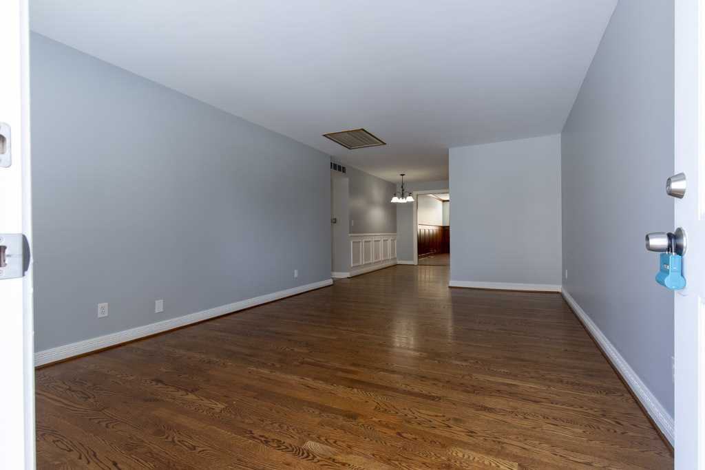 2408 Eastern - Photo 3 of 19