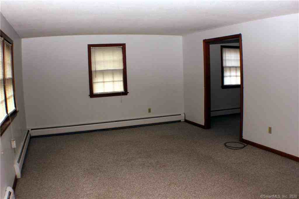 9 Hawthorne Street - Photo 2 of 8