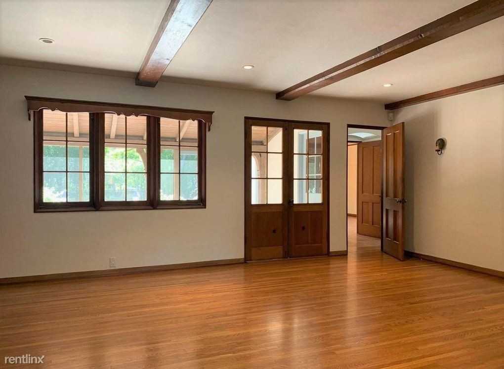 2278 E Mountain St - Photo 2 of 6