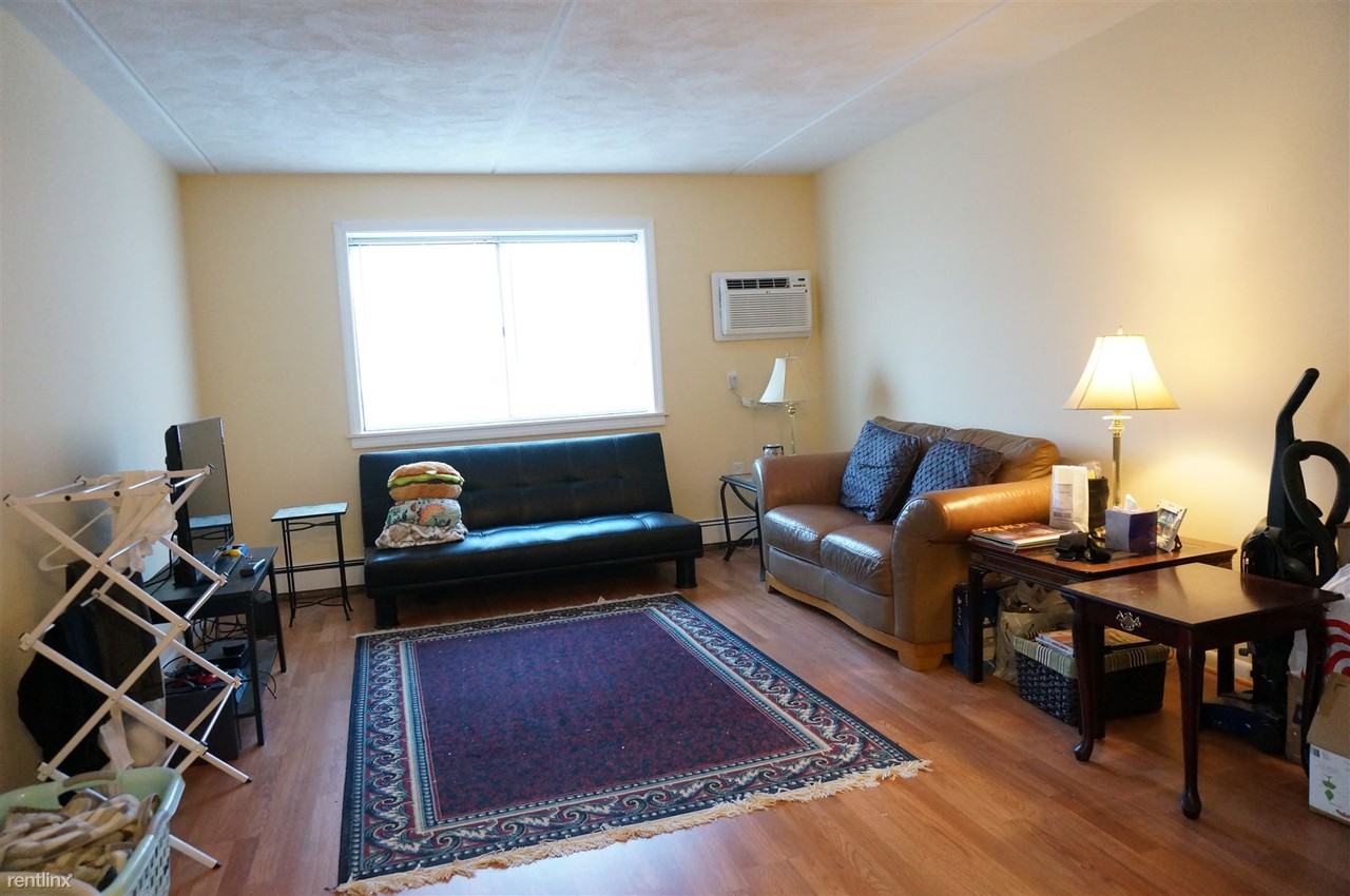 12 Cottage Ct - Photo 3 of 9