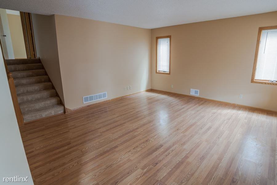 3521 11th Avenue S - Photo 3 of 12