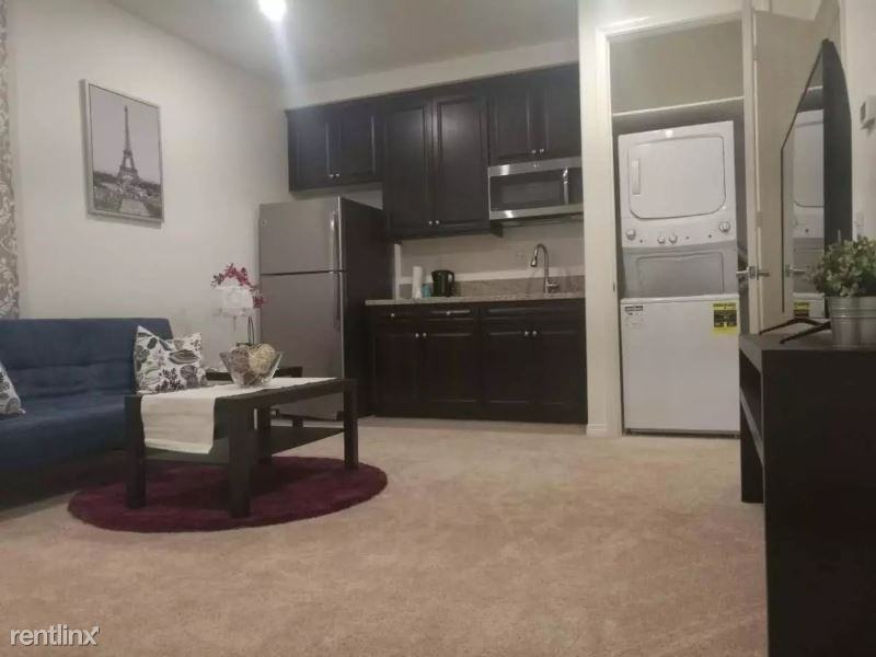 13255 Winslow Drive - Photo 2 of 9