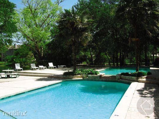 Oltorf and Wickersham - Photo 2 of 4