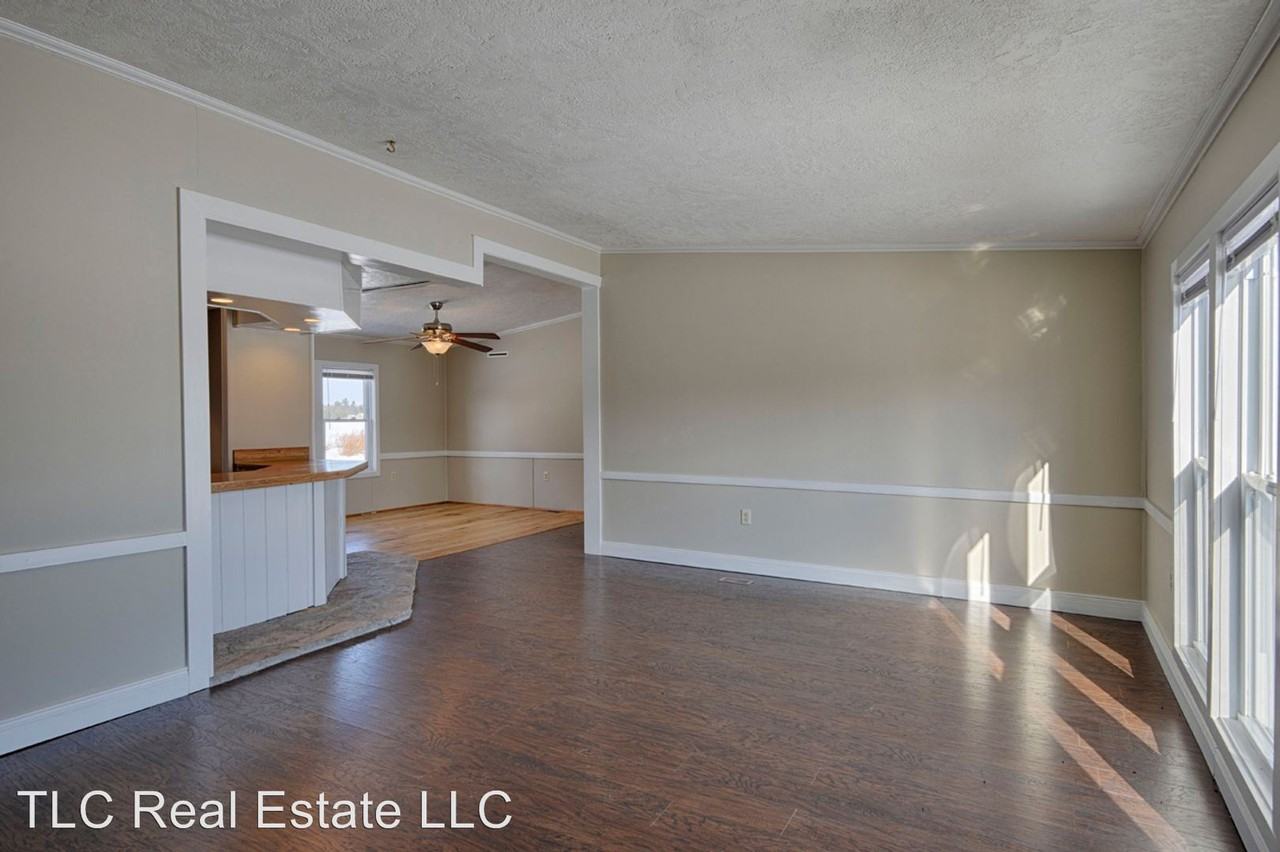 37373 Greenizen Road - Photo 2 of 31