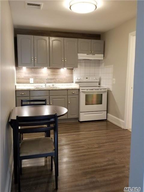 458 Richmond Blvd - Photo 2 of 8