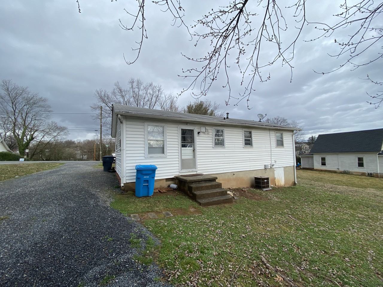 3938 Dakota Ave Nw - Photo 3 of 13