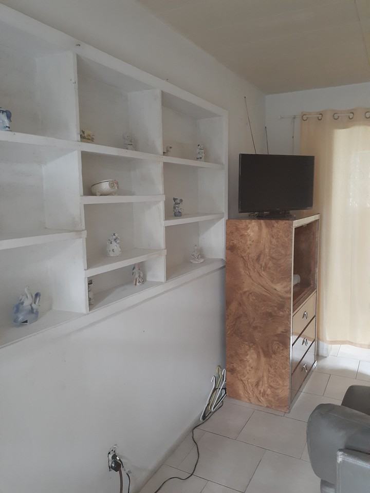 825 Stirling Road - Photo 3 of 21