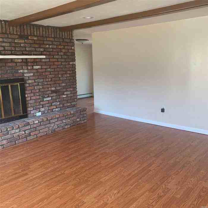 69 Smithtown Polk Blvd - Photo 3 of 8