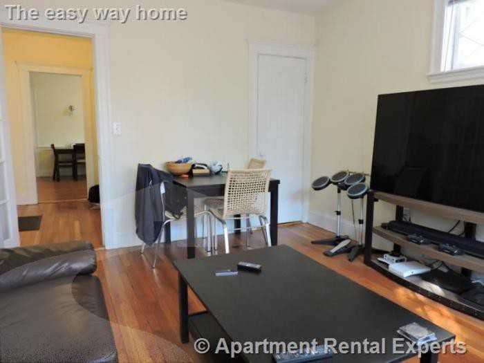 26 Daniels St - Photo 2 of 20