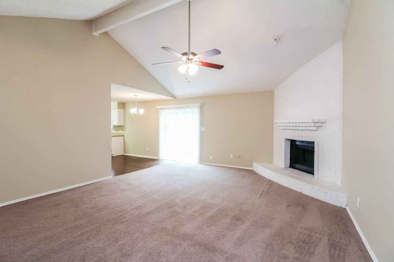 6407 Twin Spruce Ct - Photo 2 of 16
