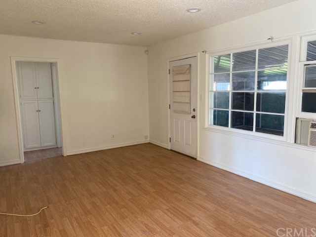 14721 Homeward Street - Photo 3 of 10