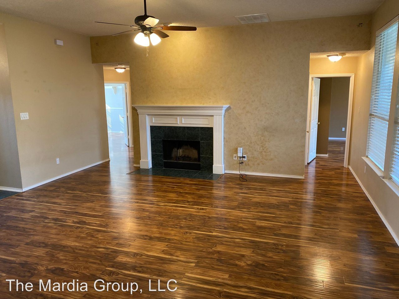1101 Harvard Lane - Photo 2 of 20