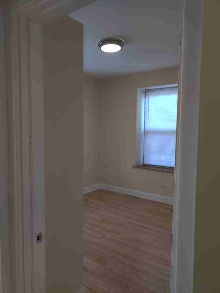 7215 South Yates Boulevard #1 - Photo 4 of 12