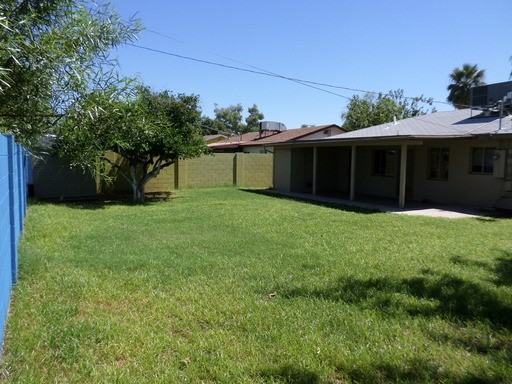 1332 E Lemon St - Photo 3 of 13