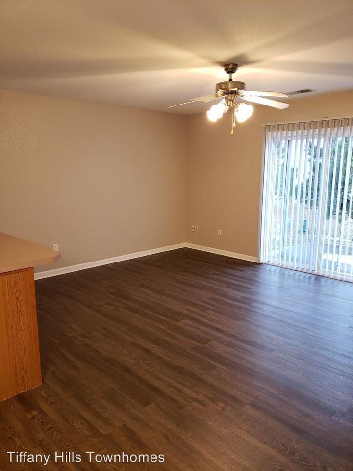 5960 NW 91st Street - Photo 3 of 17