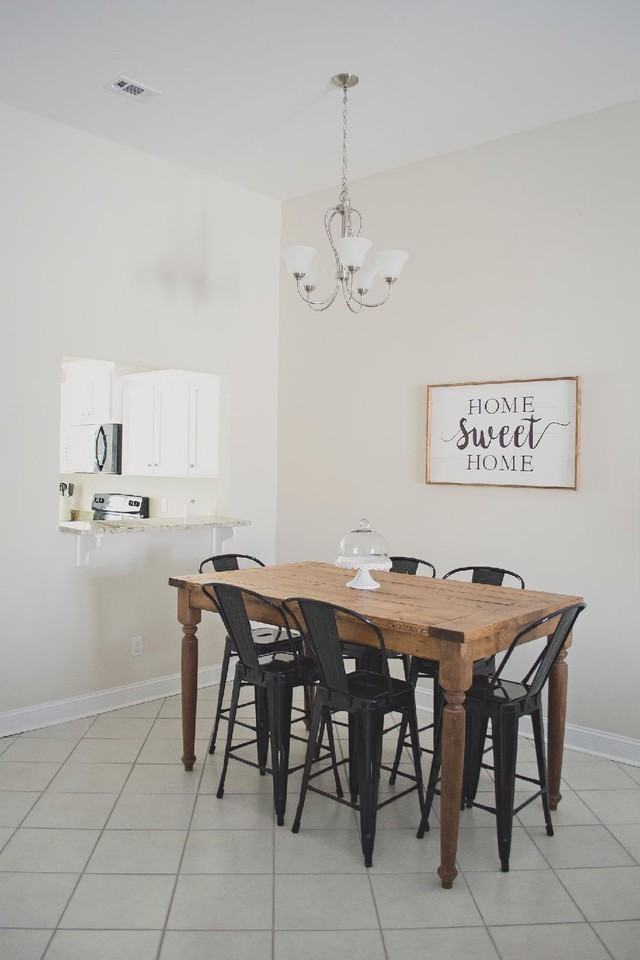 135 Reserve Ln - Photo 2 of 8