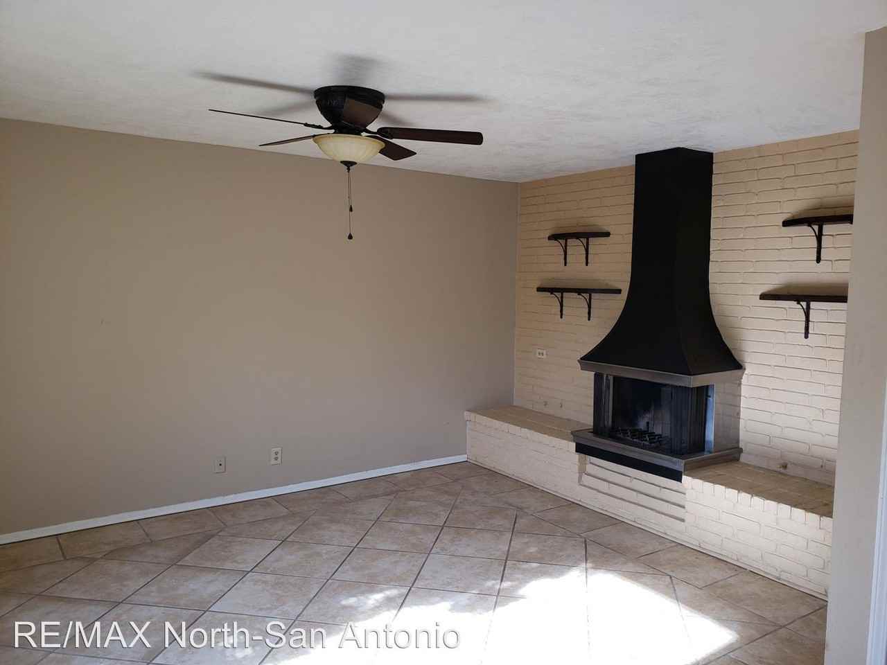 9915 Powhatan Dr E-4 - Photo 3 of 19