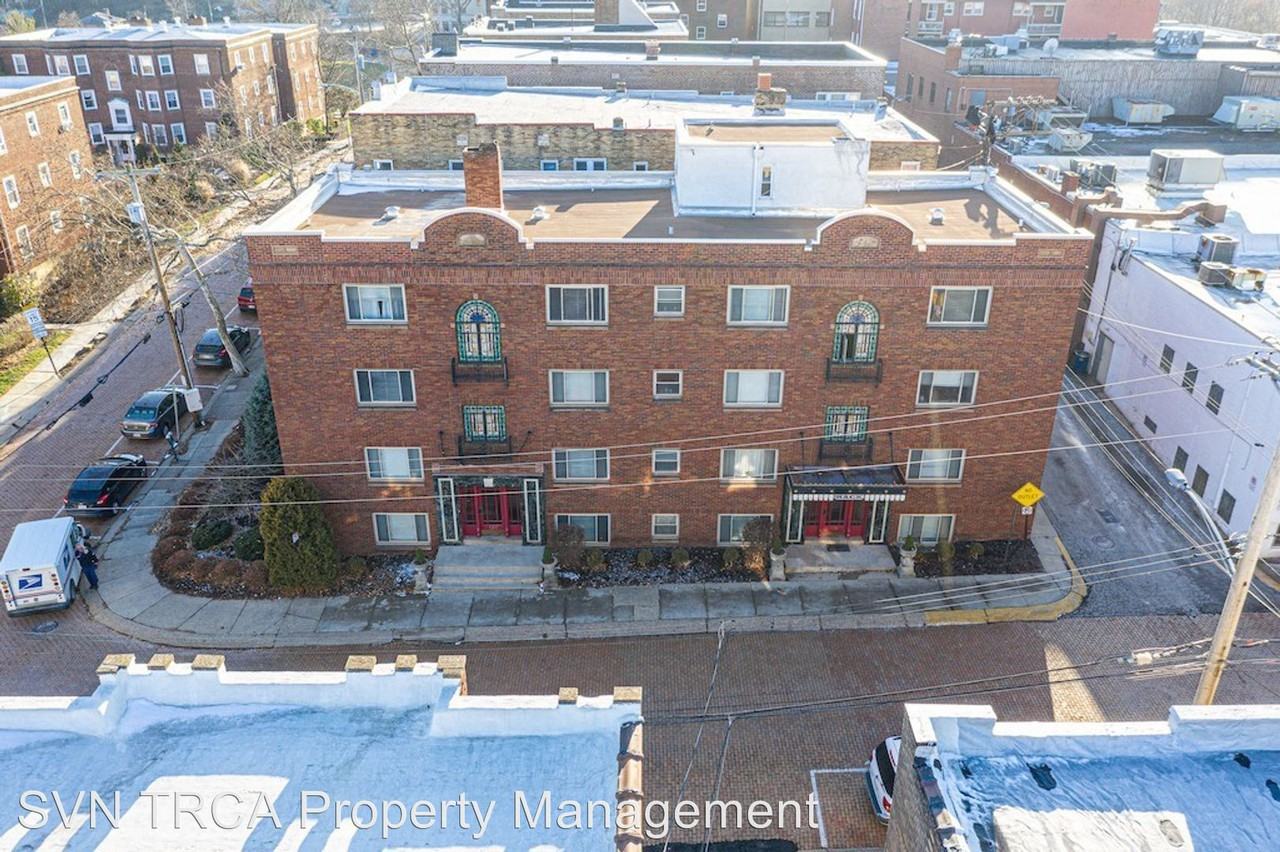 120 Central Square Apartments in Mount Lebanon, Upper St. Clair, PA