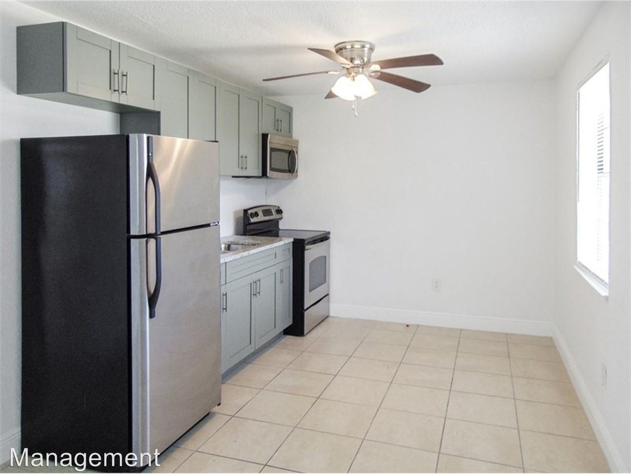 2930 Thomas Street - Photo 2 of 6