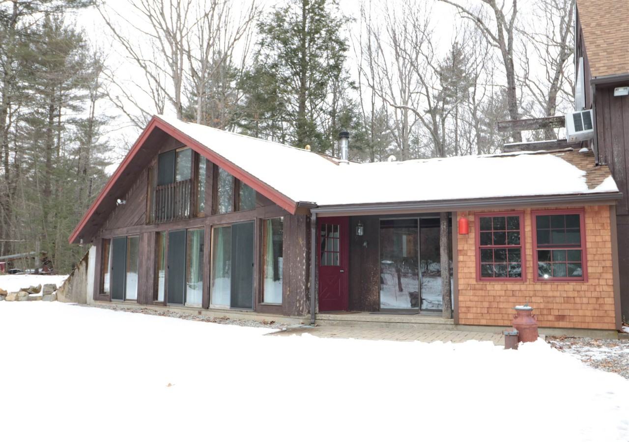 9 Gale Village Road - Photo 2 of 14