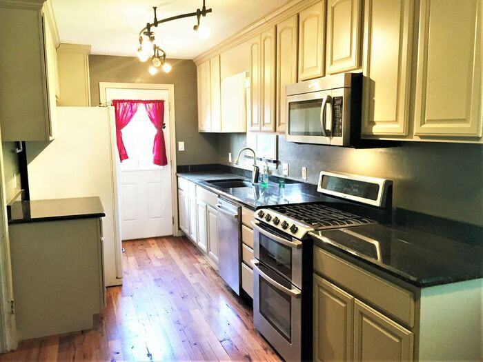 505 Northwest 47th Street - Photo 3 of 26