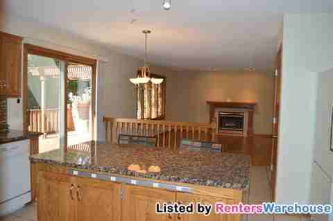 14926 Leyte St NE - Photo 2 of 15